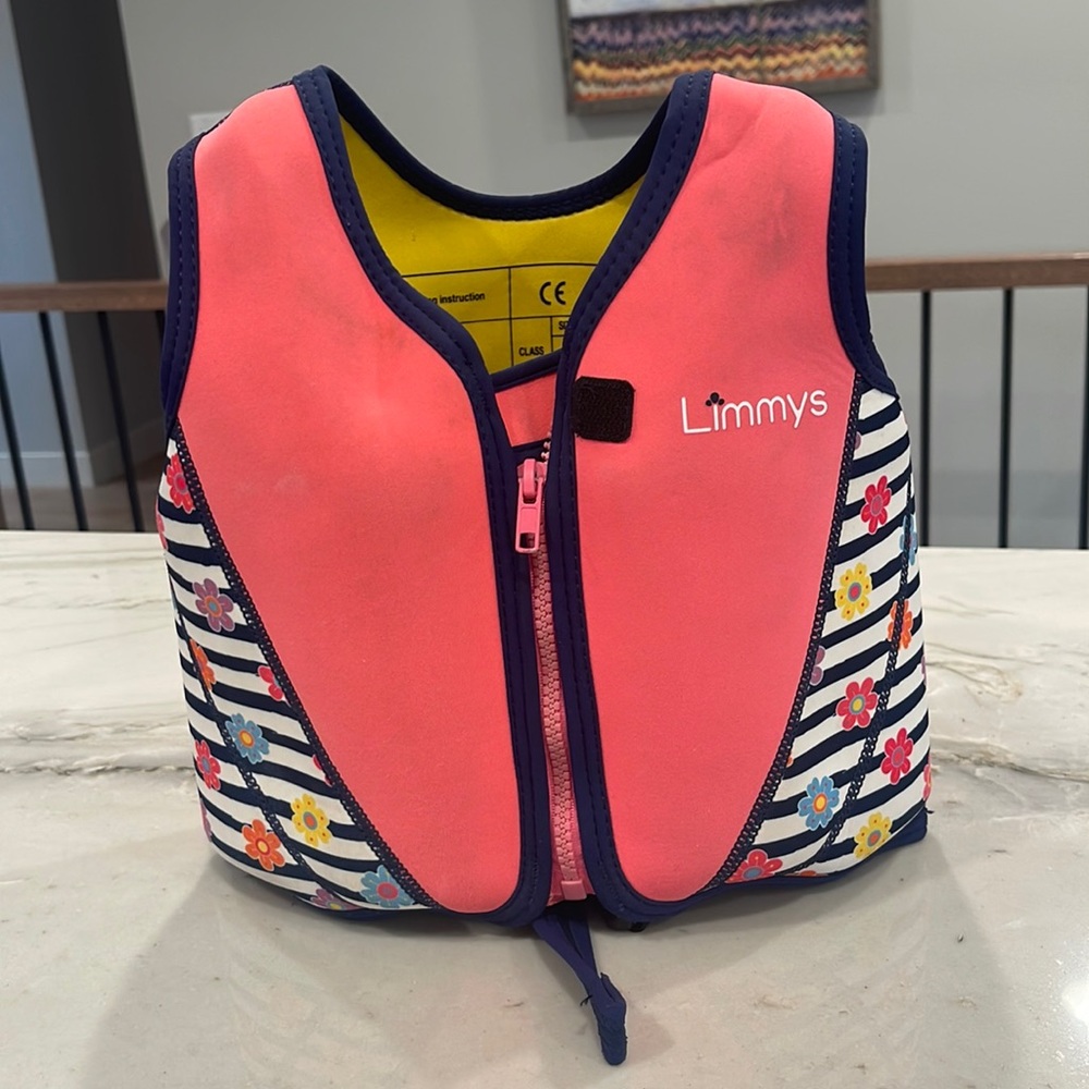 Toddler floatation assistance vest-